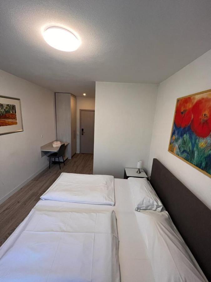 Altstadt Hotel Schwanen Валдсхут-Тинген Екстериор снимка